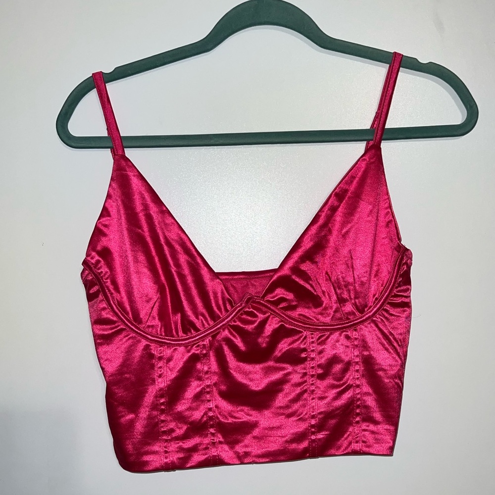 Cropped Tank Top